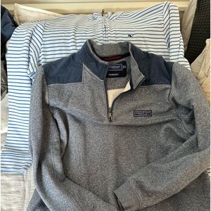 Men’s XL vineyard Vines shep shirt